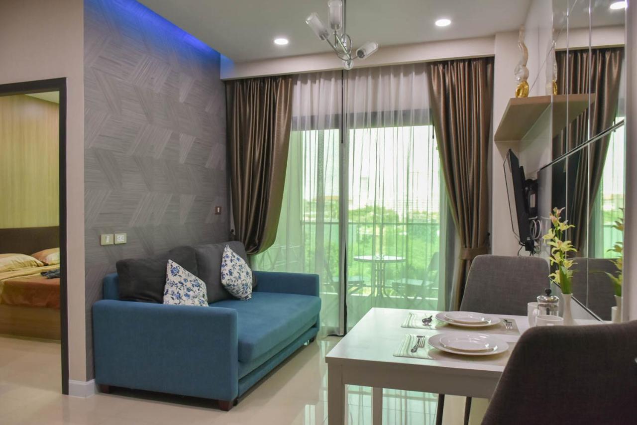 Dusit Grand Condo View Jomtien Beach Oda fotoğraf