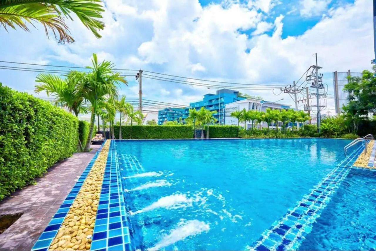 Dusit Grand Condo View Jomtien Beach Dış mekan fotoğraf